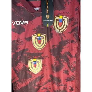 NWT Venezuela Soccer Jersey Slim Fit Size 28 Small Givova Red Burgundy Gold